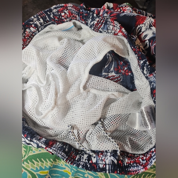 Columbia Swim Trunks Pfg Patriotic Usa Flag Sword Fish - Picture 13 of 16